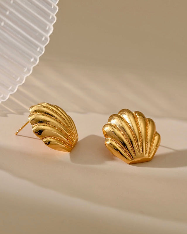 SeaShell Stud Earrings