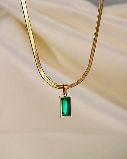 Selena Necklace - Emerald Green